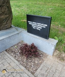 Durbe piemineklis nacionālajiem partizāniem