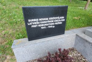 Durbe piemineklis nacionālajiem partizāniem