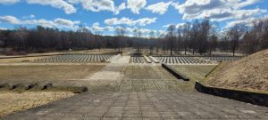 Valmiera. II Pasaules karā kritušo karavīru brāļu kapu memoriāls.