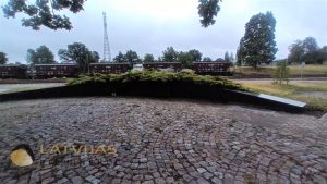 Madona “Sķeltais akmens”