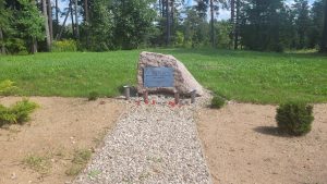 Piemineklis Silmalas pagasta represēto piemiņai