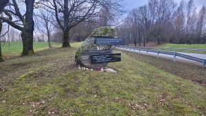 Raganā piemiņas akmens 1941. gadā kritušajiem nacionālajiem partizāniem