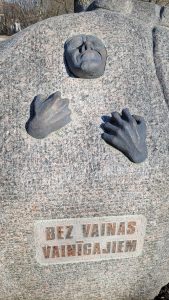 Piemineklis “Sāpes neaizmirst” Penkulē