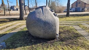 Piemineklis “Sāpes neaizmirst” Penkulē