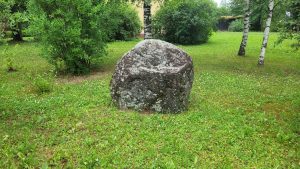 Akmens Baltinavas ebreju piemiņai Tiesas nama Baltinavā