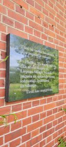 Piemiņas plāksne Kupravas, Liepnas, Susāju, Vīksnas pagastu izsūtītajiem