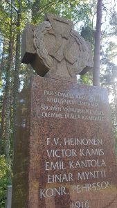 Somu jēgeru brāļu kapi Klapkalnciemā
