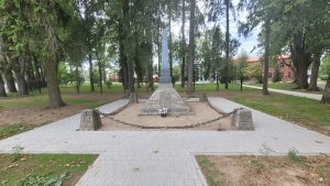 Jēkapils piemineklis Pirmajā Pasaules karā kritušajiem
