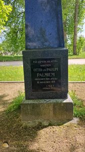 Piemineklis Lāčplēša Kara ordeņa kavalieriem Paulim un Otto Palmiem