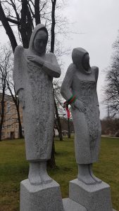 Ungāru ebreju sieviešu piemiņai veltītais piemineklis
