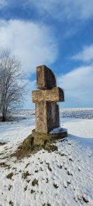 Piemineklis 1705. gadā kaujā kritušo zviedru karavīru atdusas vietā