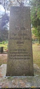 "Par dzimteni kritušiem Sakas dēliem"