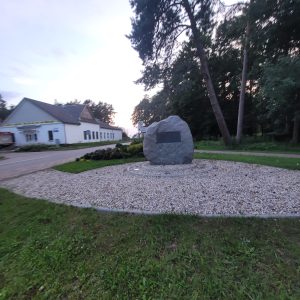 Skultes zvejnieku ostas piemiņas akmens