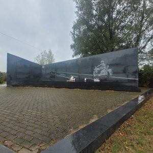 Piemineklis Bojā Gājušam Motociklistam
