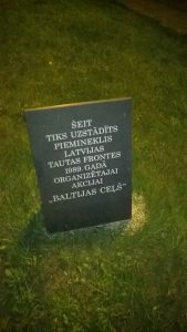 Plānotais piemineklis Baltijas ceļa atcerei