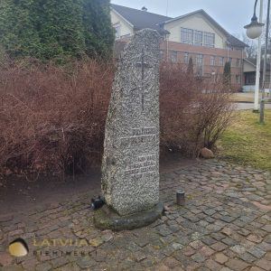 Piemineklis politiski represētajiem Kuldīgā 